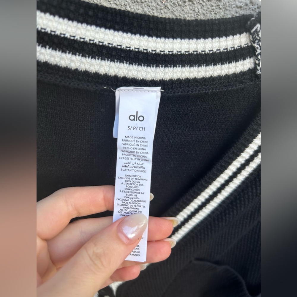 ❌SOLD❌Alo Yoga Tennis Club Sweater Knit Cardigan in Black/Ivory New with Tags! - Picture 8 of 11